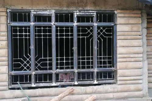 Window fabrication by Saisei